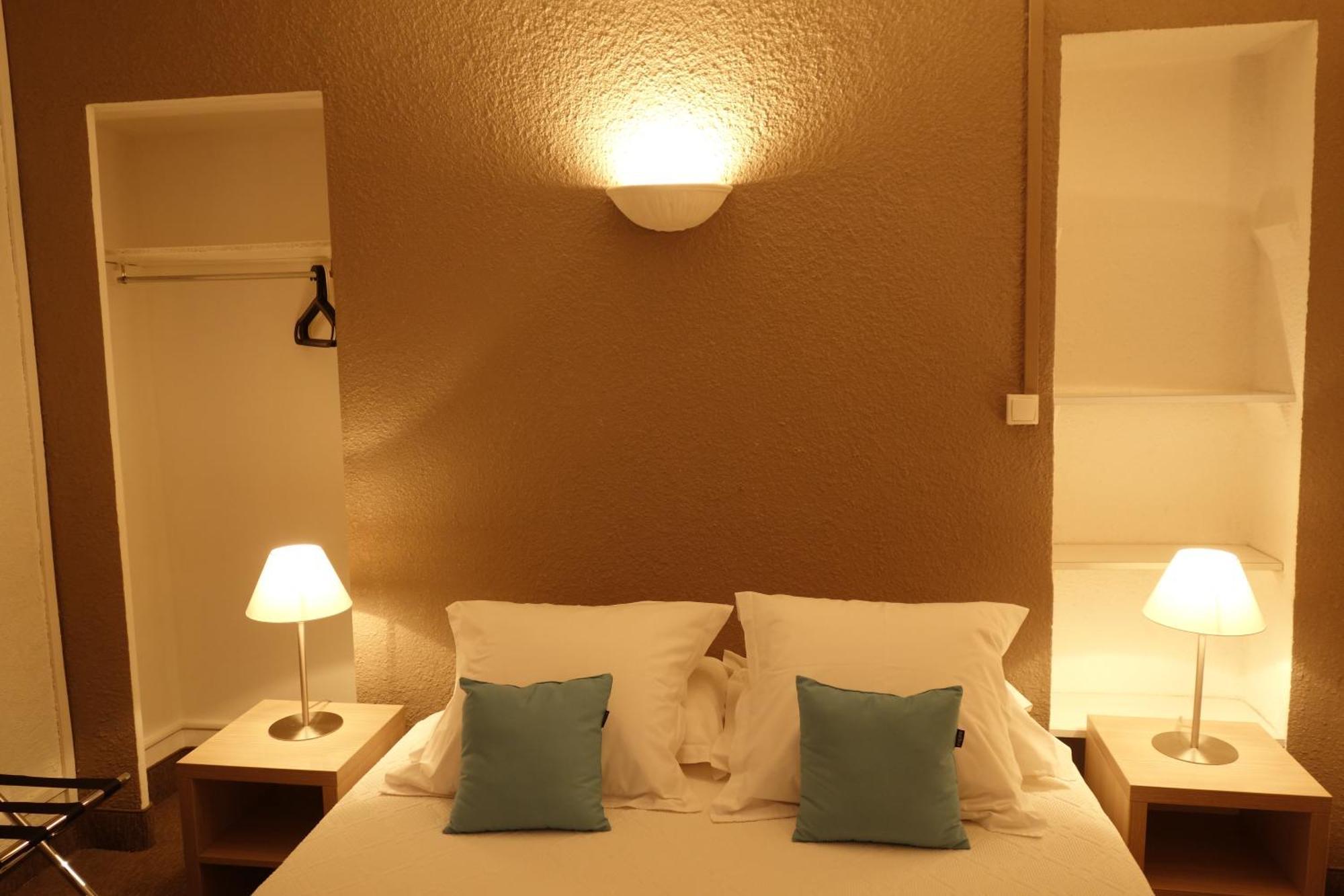Hotel Le Prejoly Saint-Vallier-de-Thiey Pokój zdjęcie