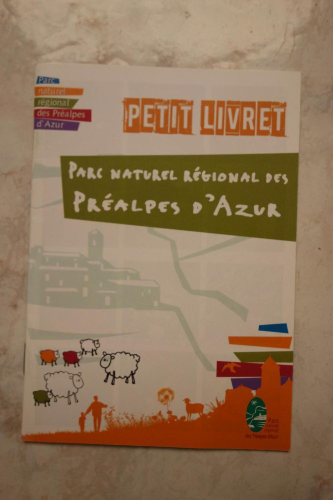 Hotel Le Prejoly Saint-Vallier-de-Thiey Pokój zdjęcie