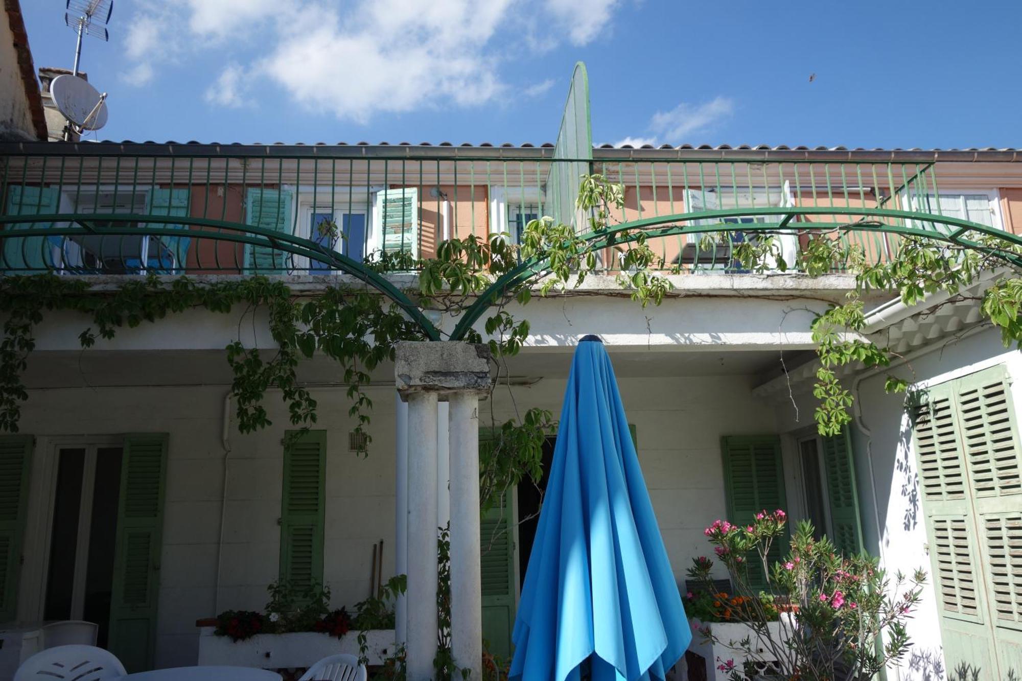 Hotel Le Prejoly Saint-Vallier-de-Thiey Pokój zdjęcie