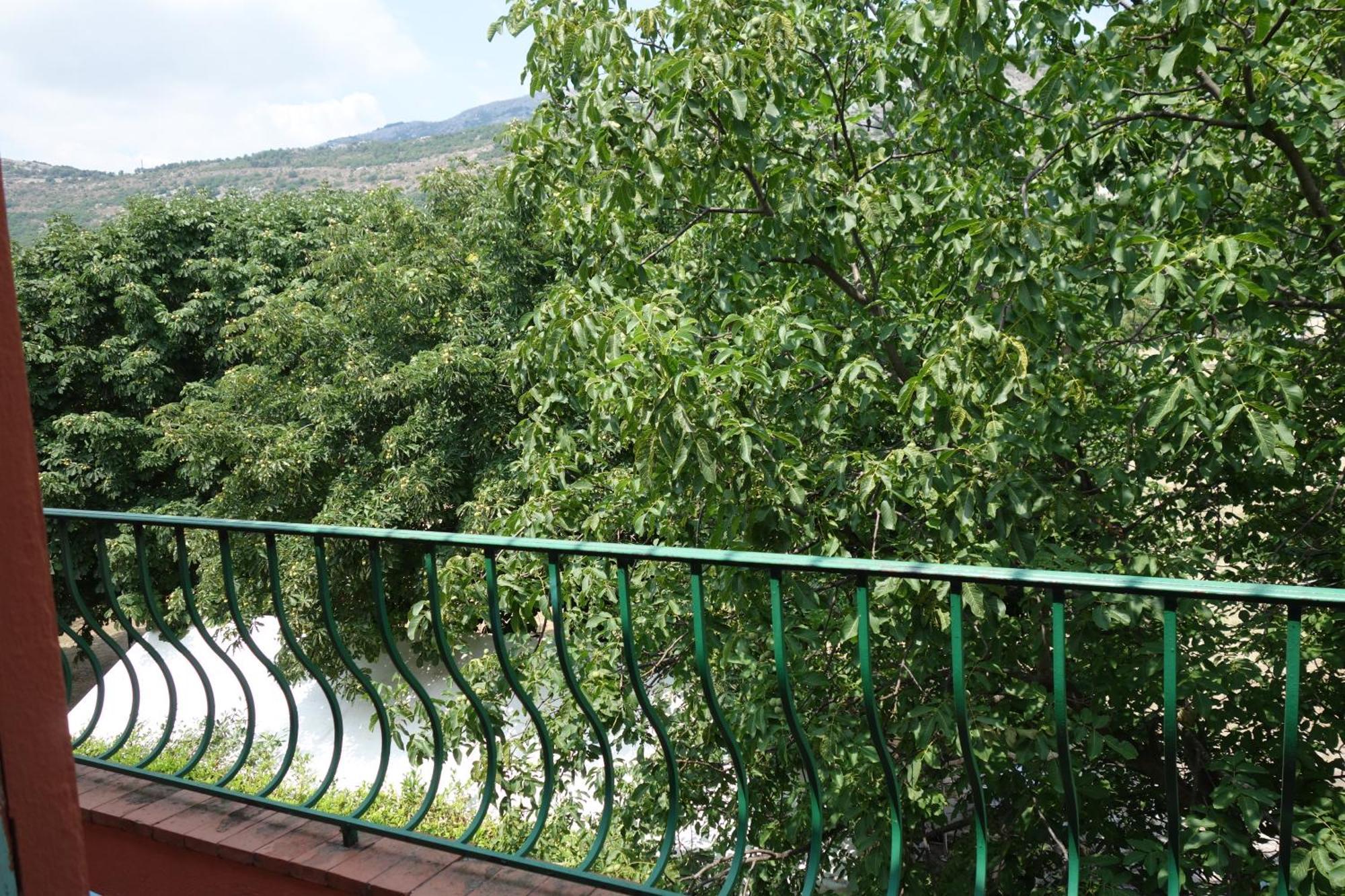 Hotel Le Prejoly Saint-Vallier-de-Thiey Pokój zdjęcie