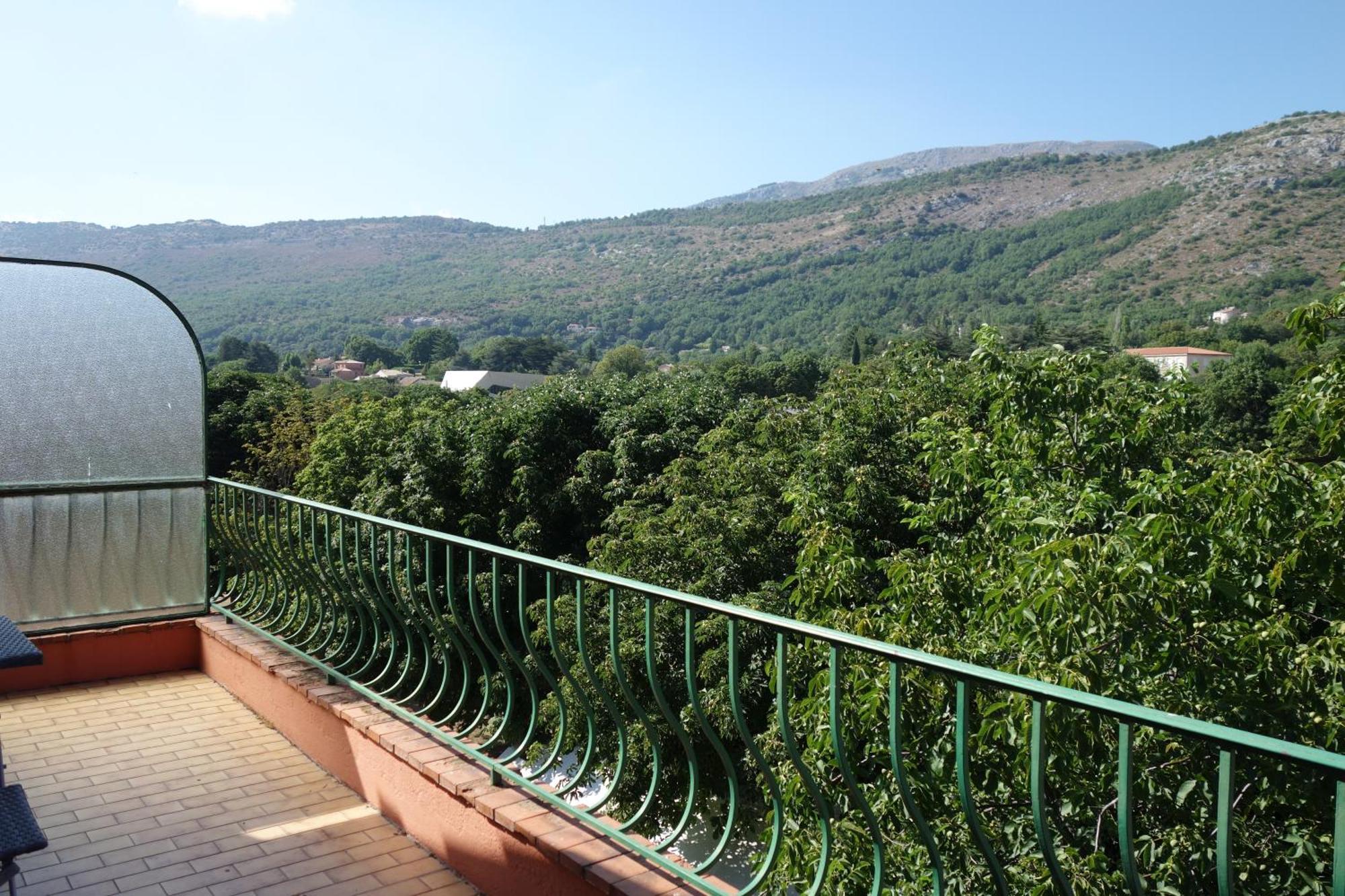Hotel Le Prejoly Saint-Vallier-de-Thiey Pokój zdjęcie