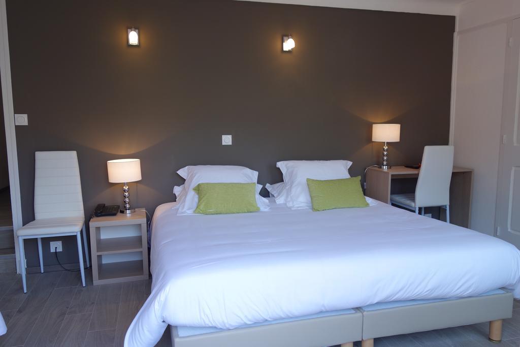 Hotel Le Prejoly Saint-Vallier-de-Thiey Zewnętrze zdjęcie