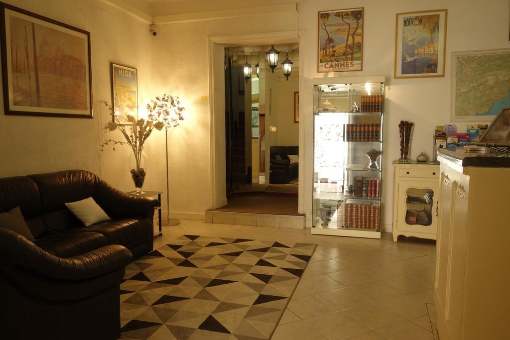 Hotel Le Prejoly Saint-Vallier-de-Thiey Zewnętrze zdjęcie